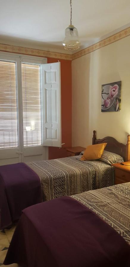 Piso Romantico Y Espacioso Tremp Kültér fotó