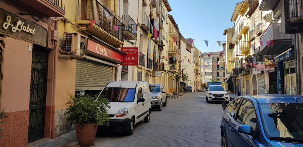 Piso Romantico Y Espacioso Tremp Kültér fotó