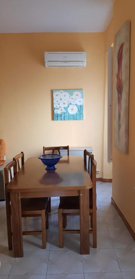 Piso Romantico Y Espacioso Tremp Kültér fotó