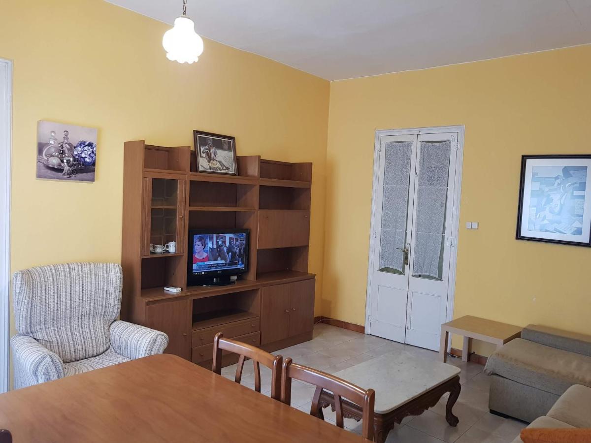 Piso Romantico Y Espacioso Tremp Kültér fotó
