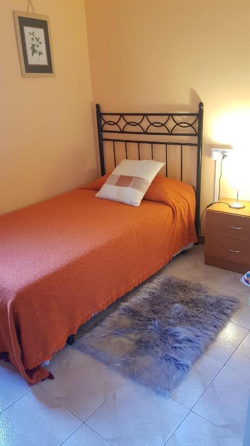 Piso Romantico Y Espacioso Tremp Kültér fotó